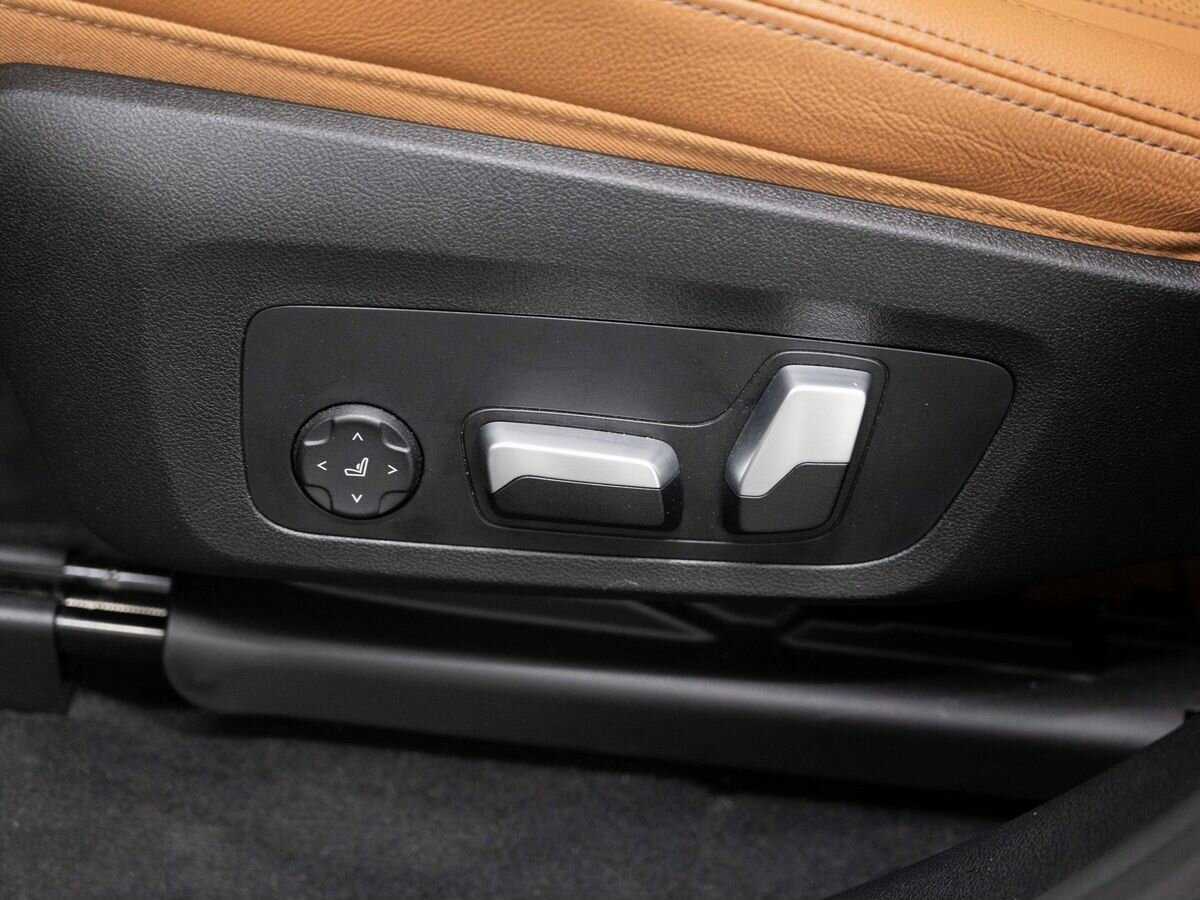 Купить BMW X4 с пробегом. Фото: #16