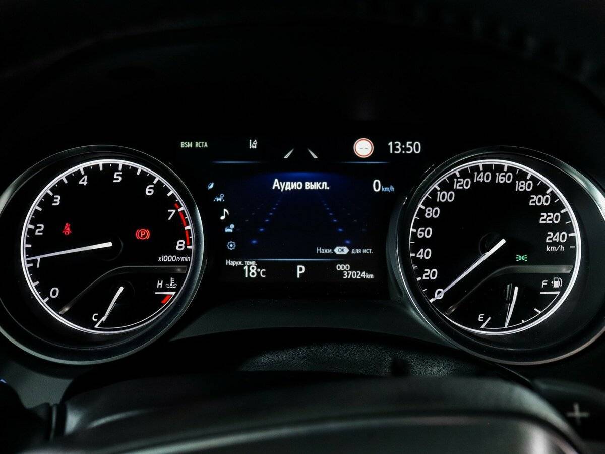 Купить Toyota Camry с пробегом. Фото: #7