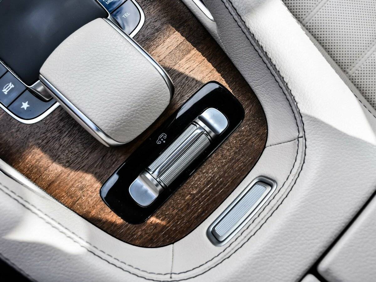 Купить Mercedes-Benz GLE с пробегом. Фото: #33