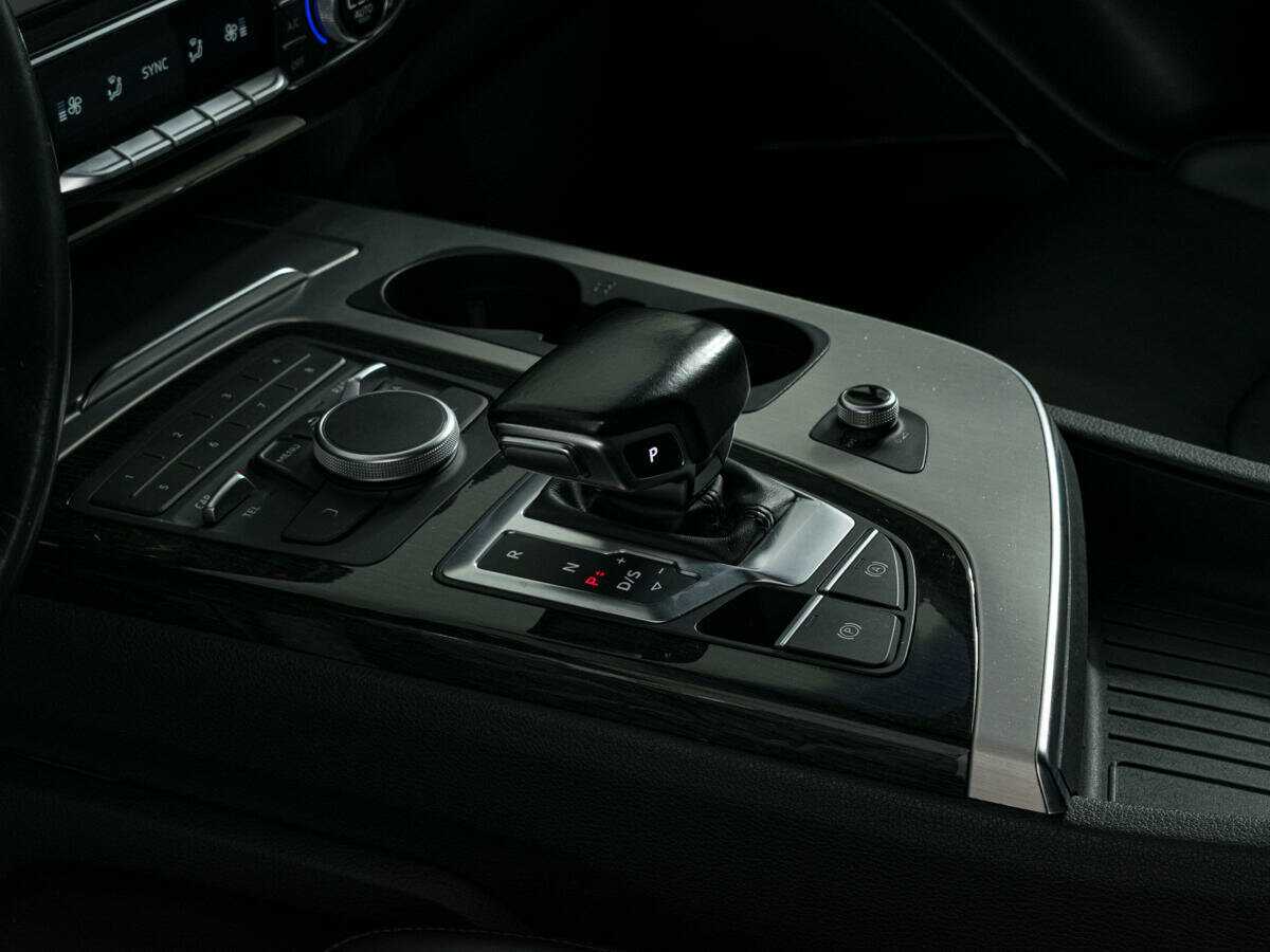 Купить Audi Q7 с пробегом. Фото: #15