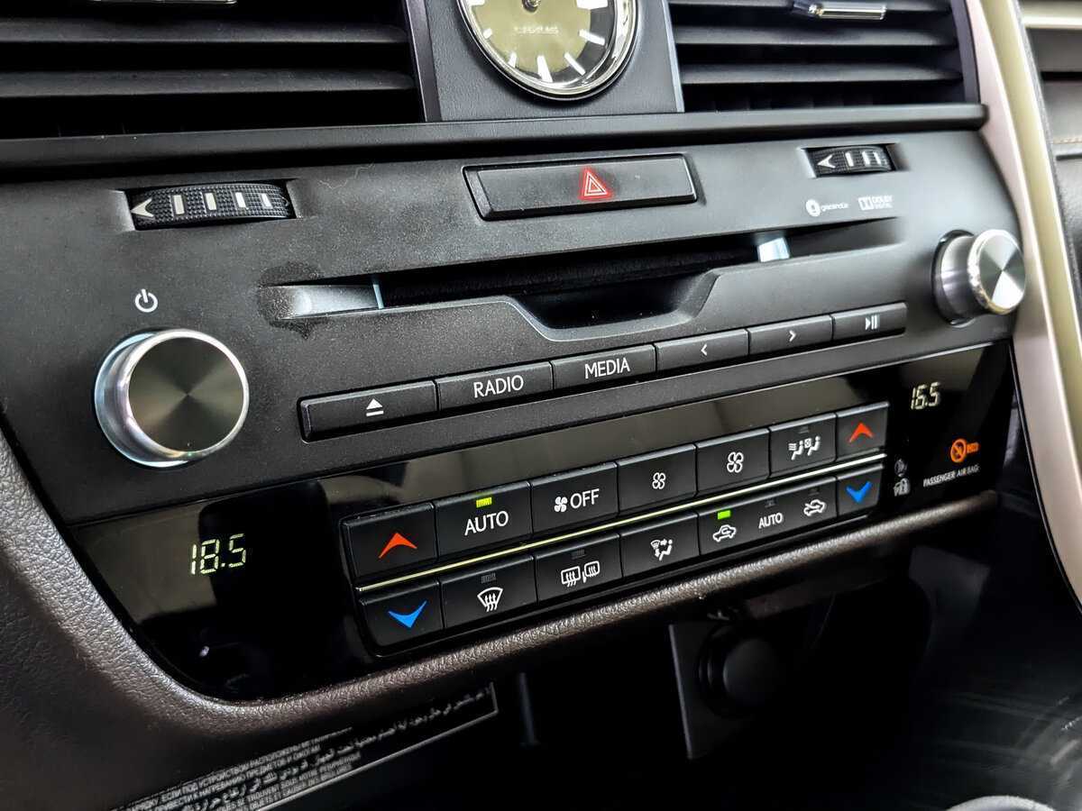 Купить Lexus RX с пробегом. Фото: #19