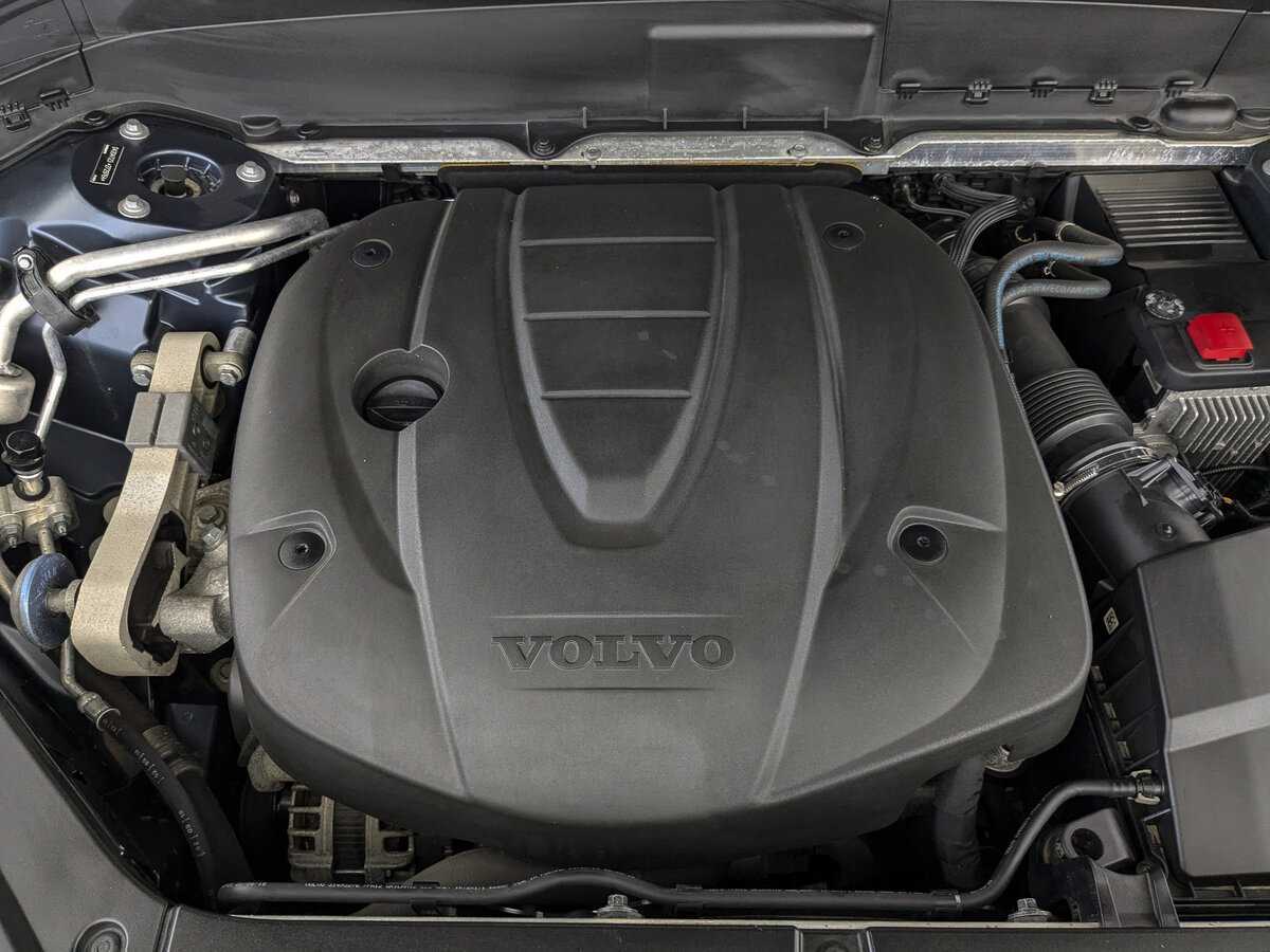 Купить Volvo XC90 с пробегом. Фото: #8