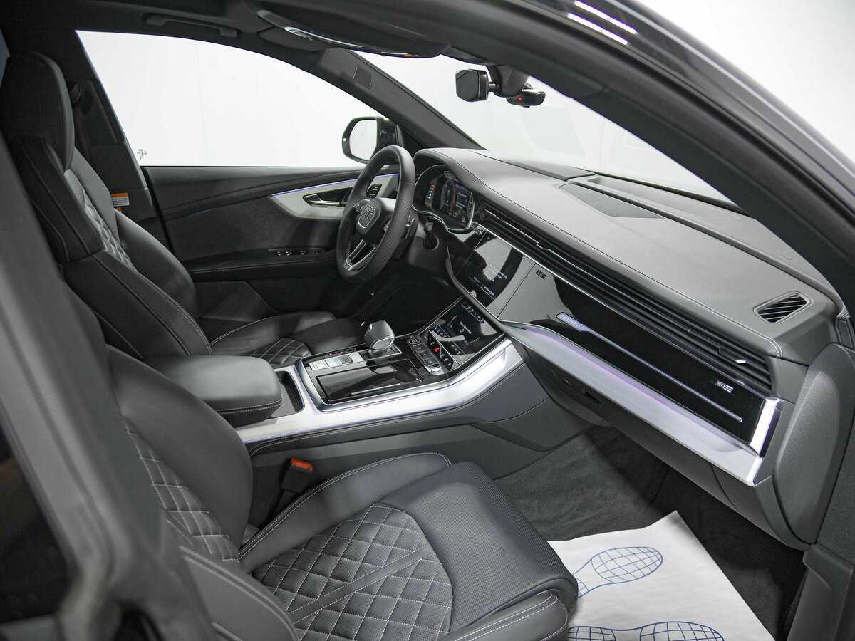 Купить Audi Q8 с пробегом. Фото: #23