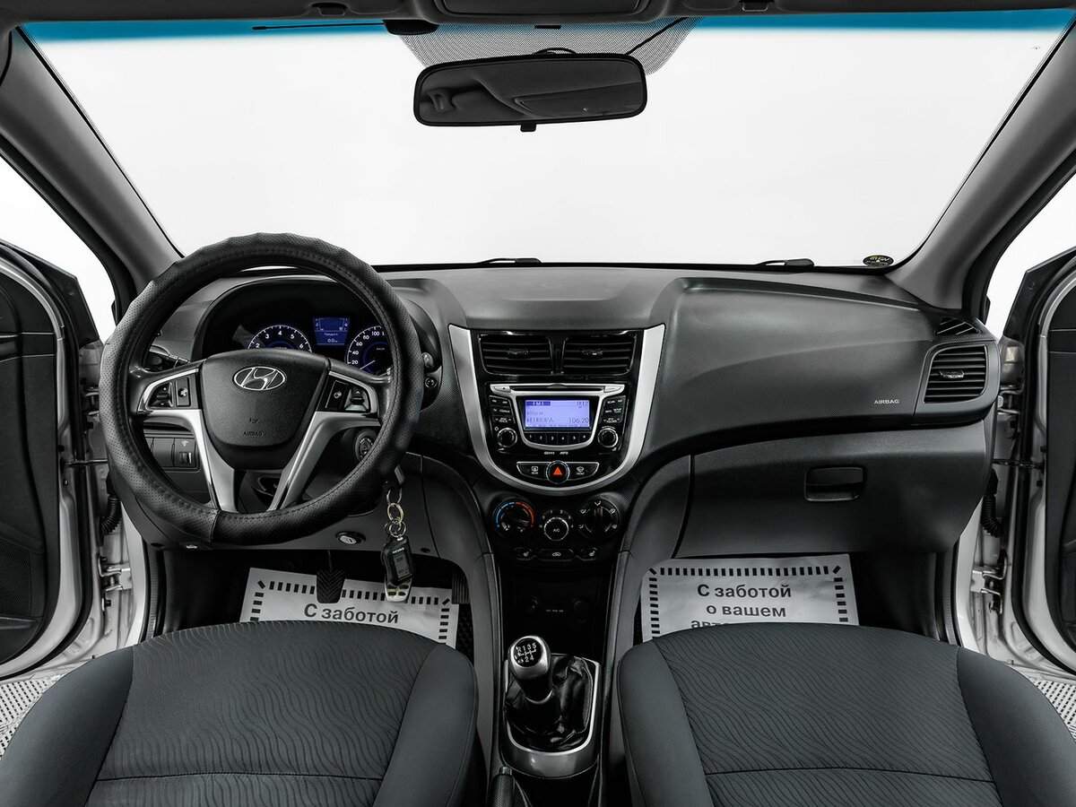 Купить Hyundai Solaris с пробегом. Фото: #7