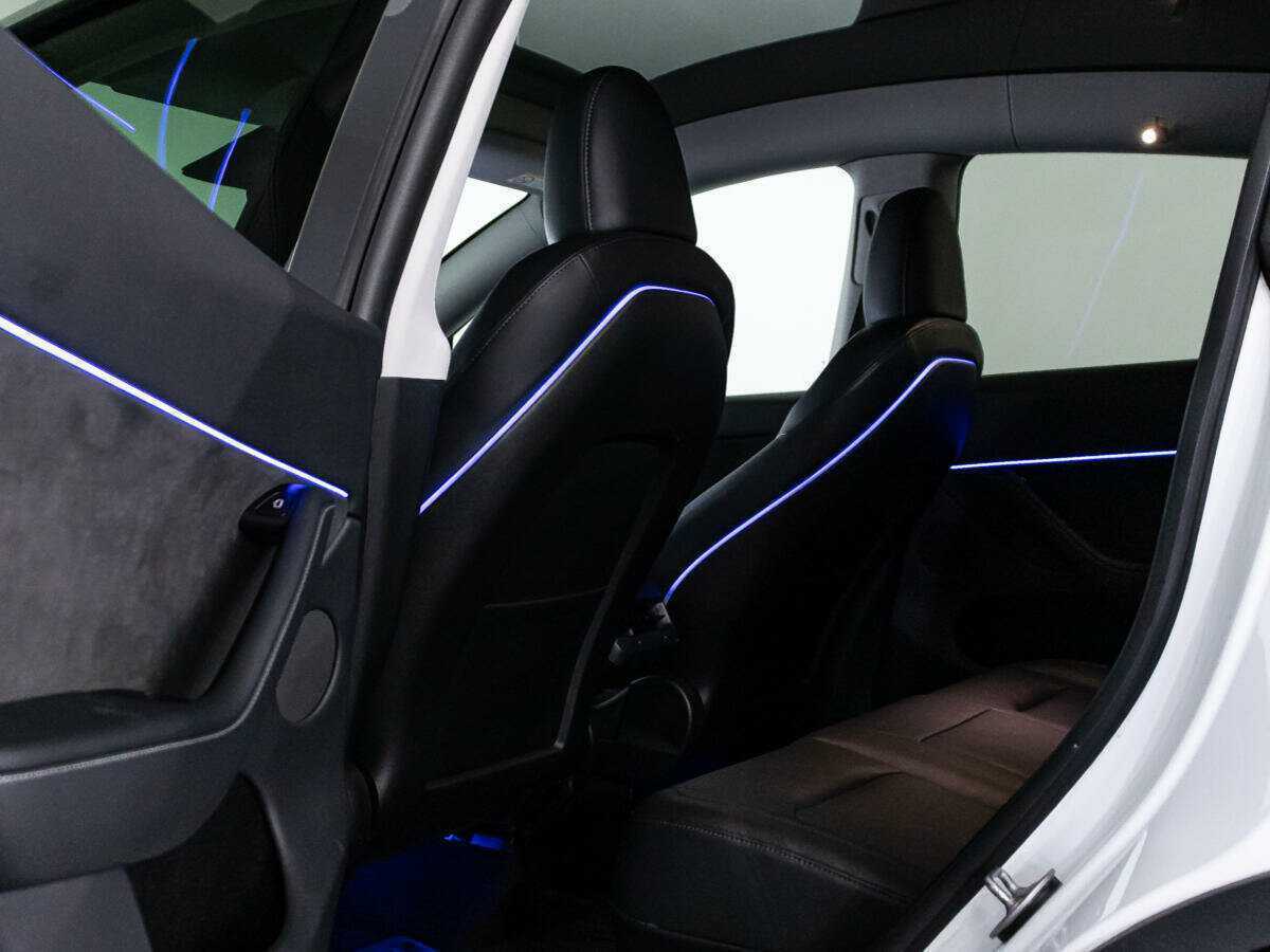 Купить Tesla Model Y с пробегом. Фото: #22