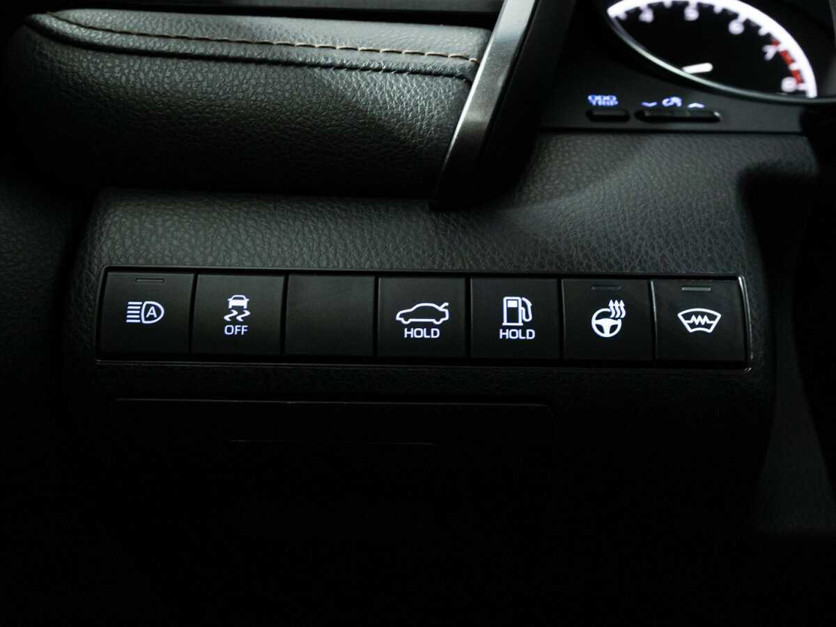 Купить Toyota Camry с пробегом. Фото: #19