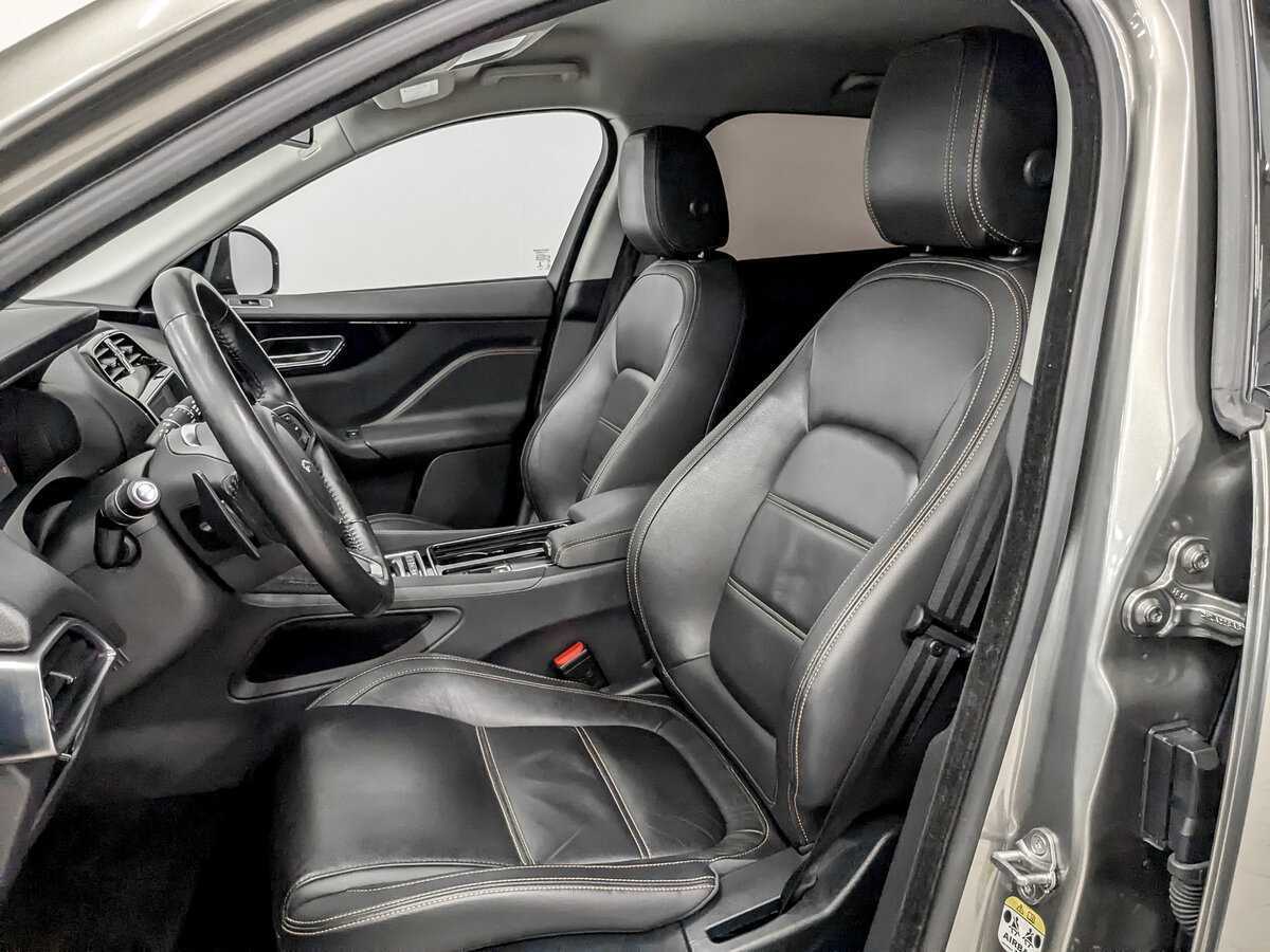 Купить Jaguar F-Pace с пробегом. Фото: #17
