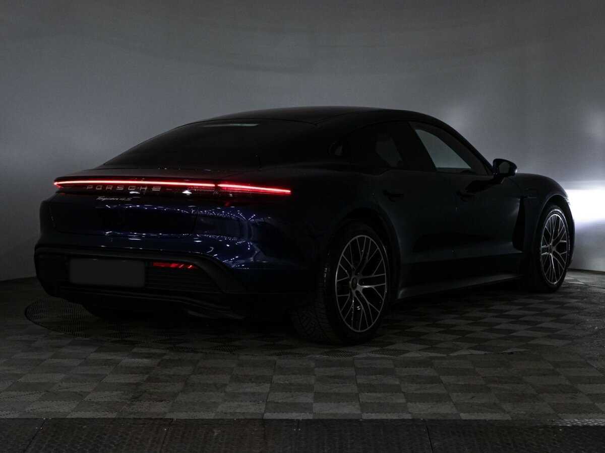 Купить Porsche Taycan с пробегом. Фото: #30