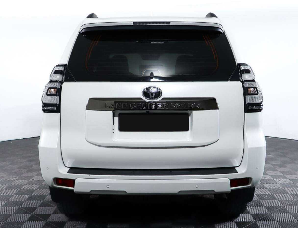 Купить Toyota Land Cruiser Prado с пробегом. Фото: #5