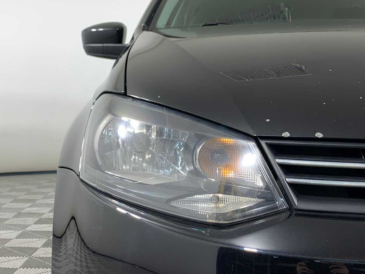 Купить Volkswagen Polo с пробегом. Фото: #9