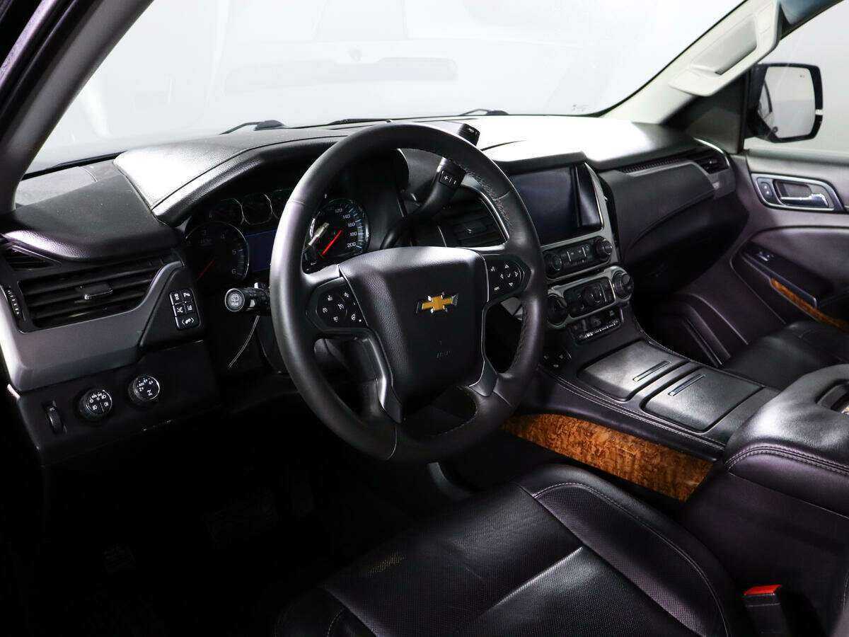 Купить Chevrolet Tahoe с пробегом. Фото: #14
