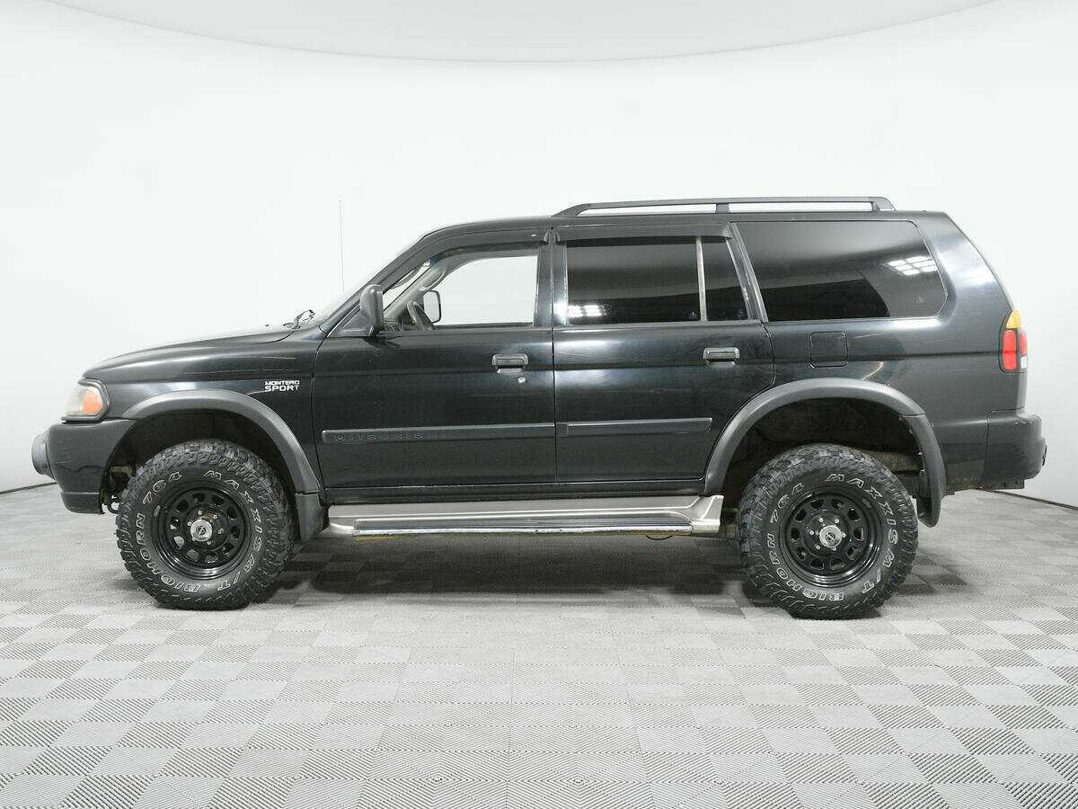 Купить Mitsubishi Montero Sport с пробегом. Фото: #4