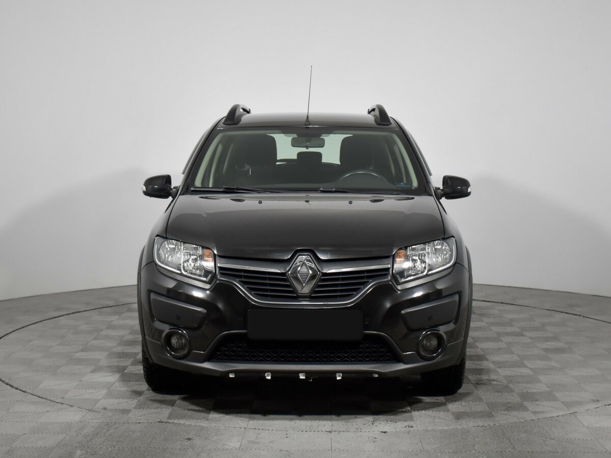 Купить Renault Sandero с пробегом. Фото: #1