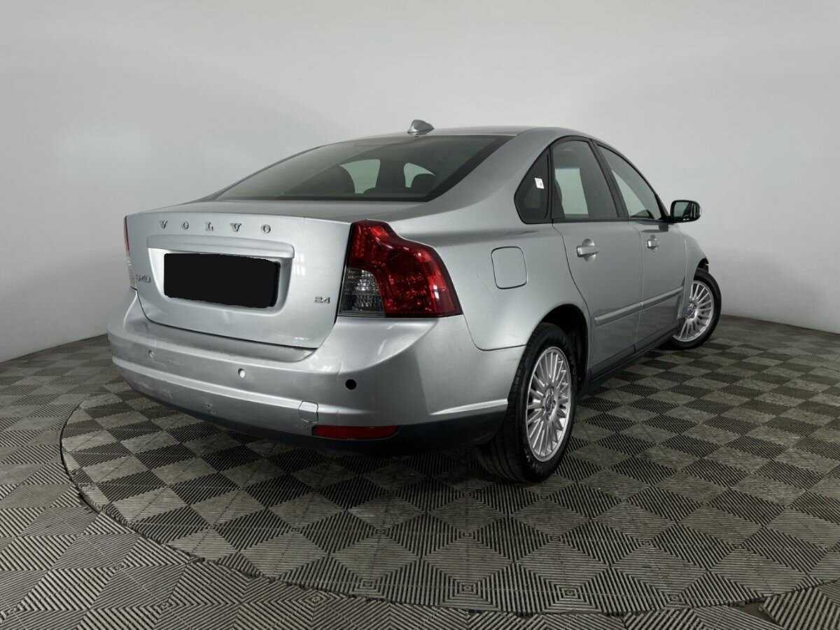 Купить Volvo S40 с пробегом. Фото: #5