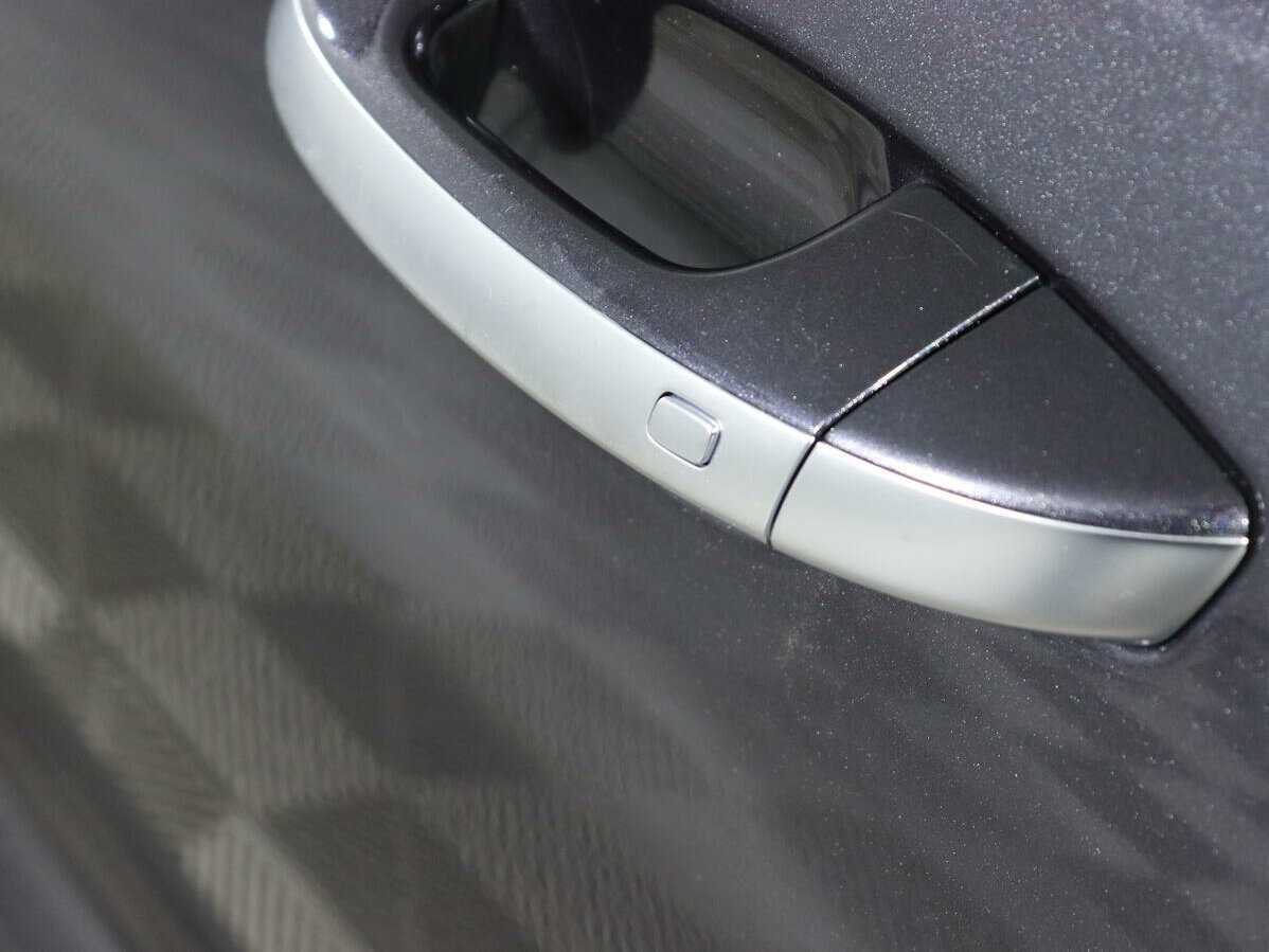 Купить Kia Stinger с пробегом. Фото: #16