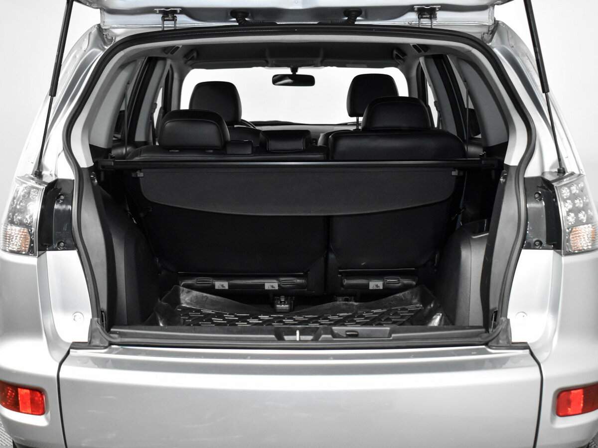 Купить Mitsubishi Outlander с пробегом. Фото: #18