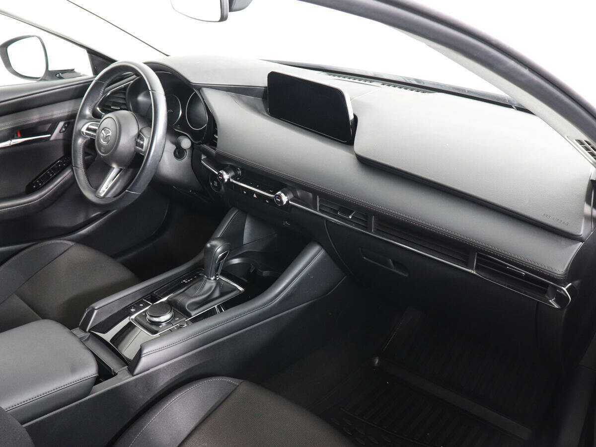 Купить Mazda 3 с пробегом. Фото: #9