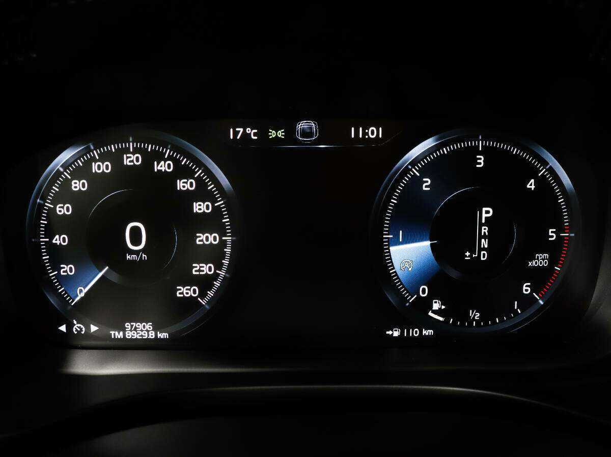 Купить Volvo XC60 с пробегом. Фото: #20