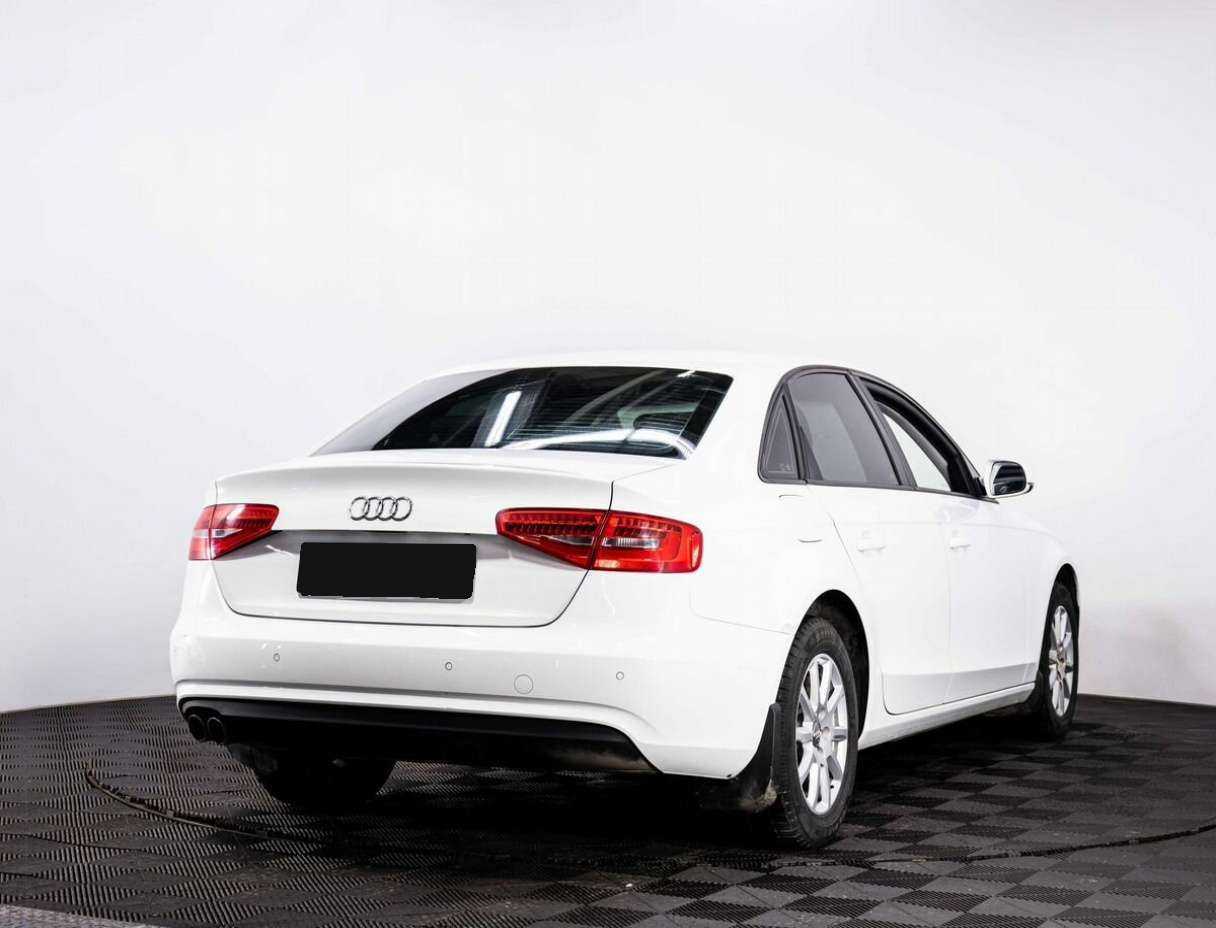 Купить Audi A4 с пробегом. Фото: #3