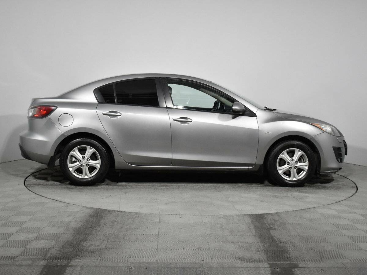 Купить Mazda 3 с пробегом. Фото: #3