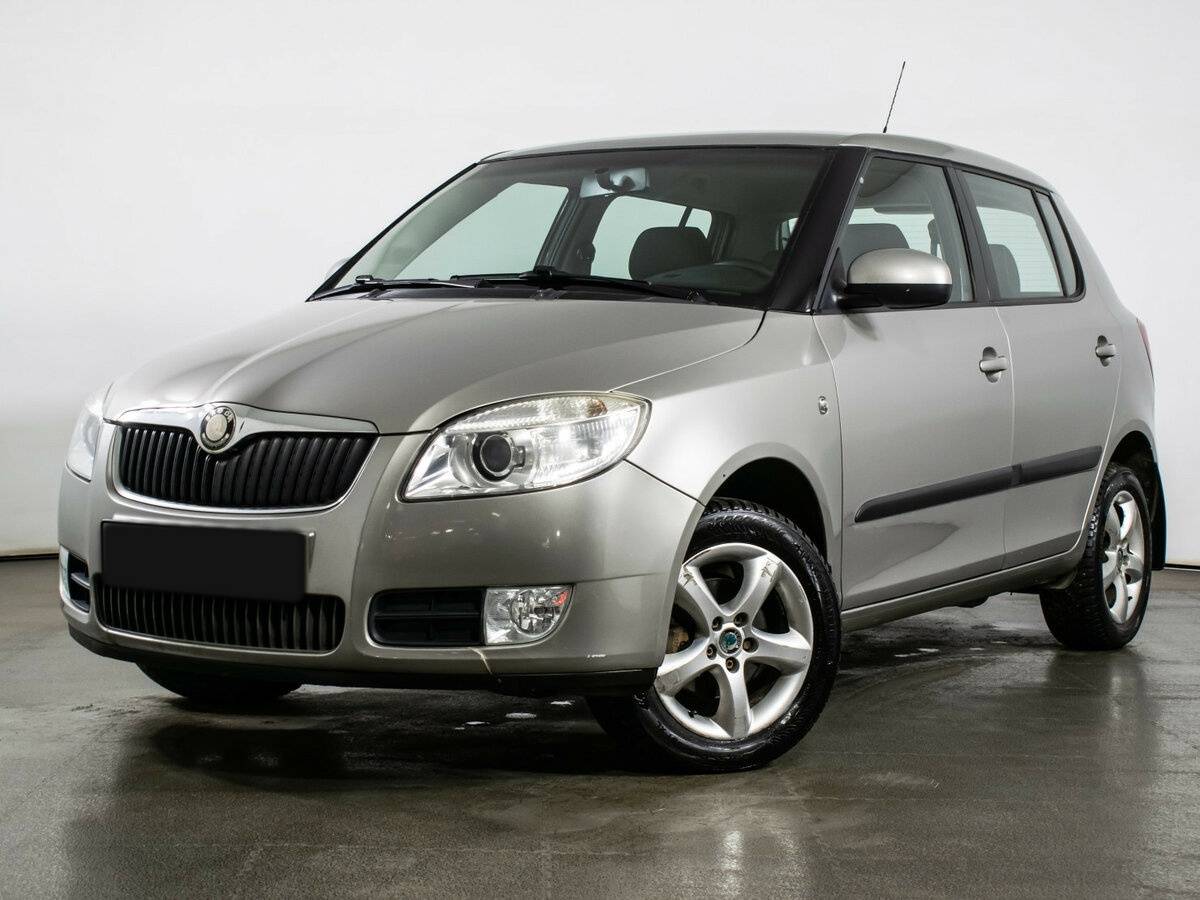 Купить Skoda Fabia с пробегом. Фото: #0