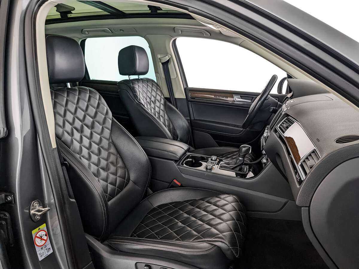 Купить Volkswagen Touareg с пробегом. Фото: #18
