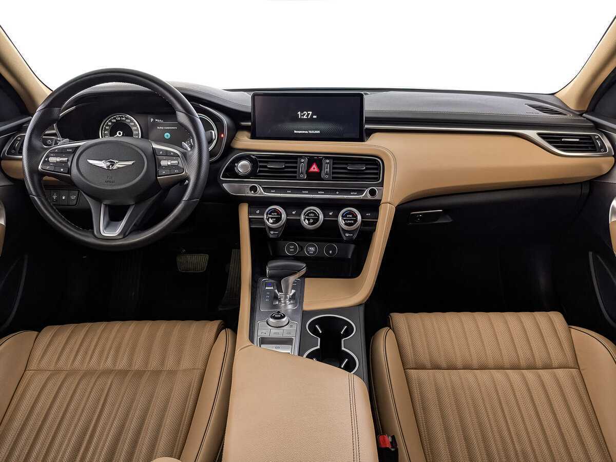 Купить Genesis G70 с пробегом. Фото: #13