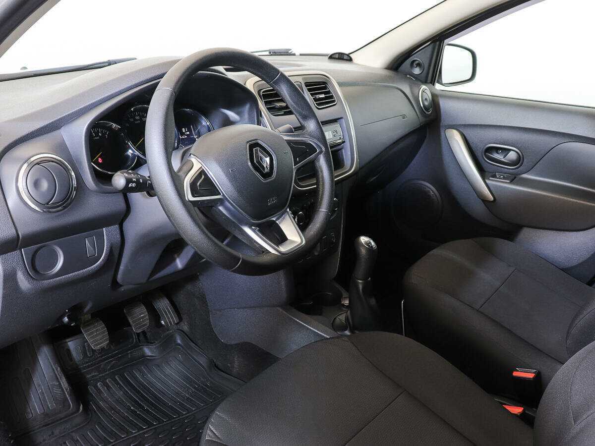 Купить Renault Logan с пробегом. Фото: #11