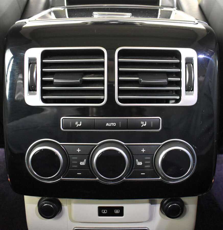 Купить Land Rover Range Rover с пробегом. Фото: #15