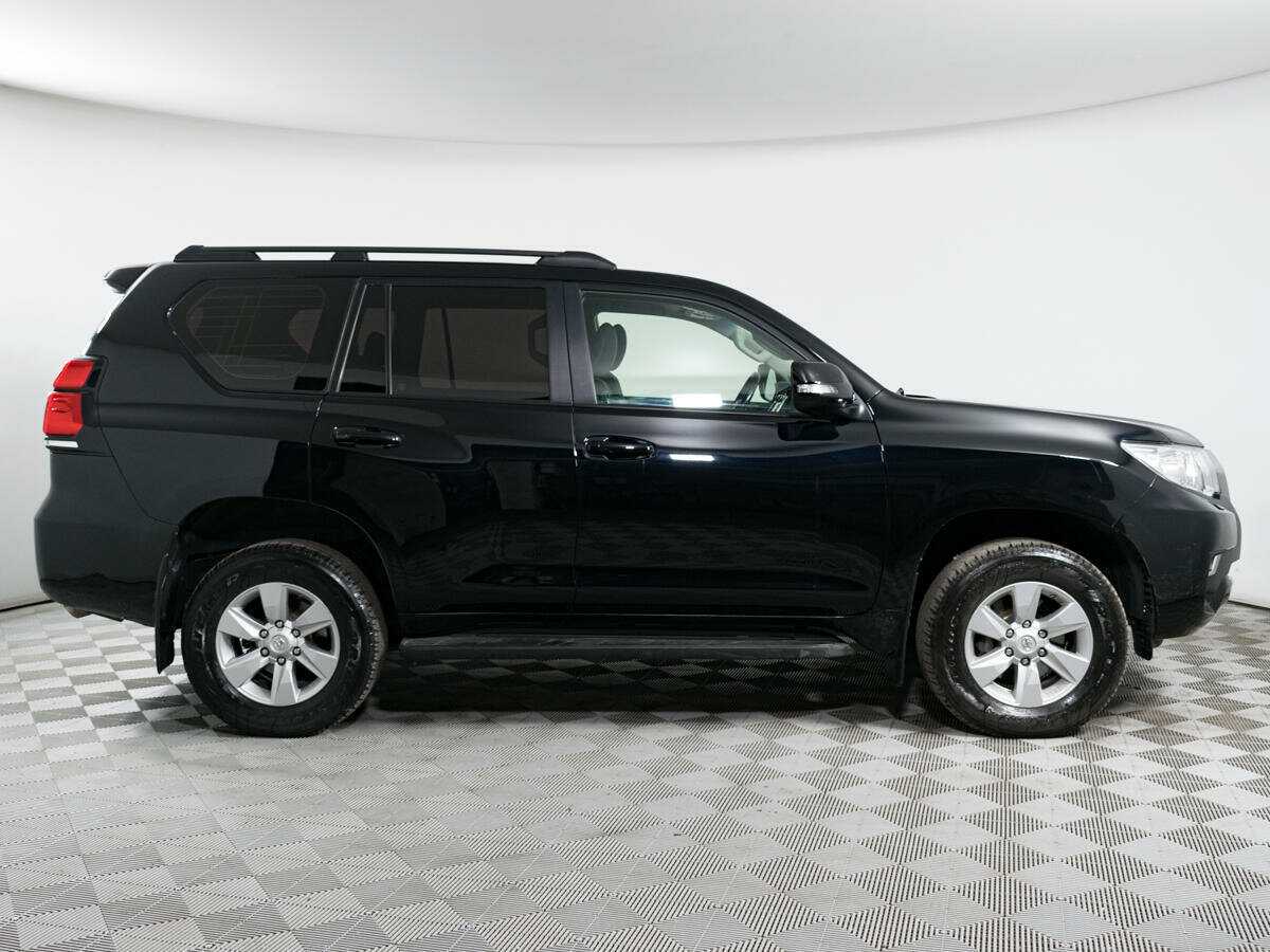 Купить Toyota Land Cruiser Prado с пробегом. Фото: #1