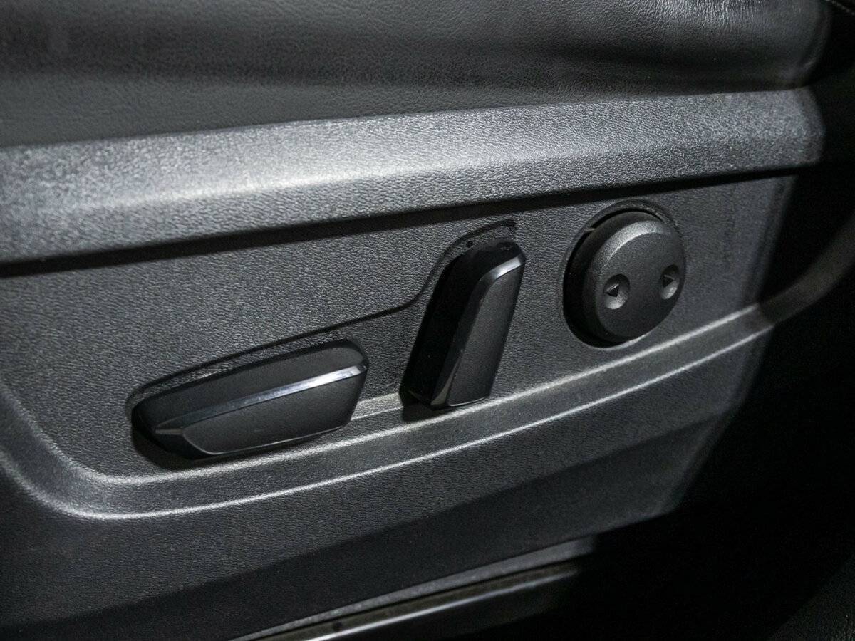 Купить Infiniti QX50 с пробегом. Фото: #17