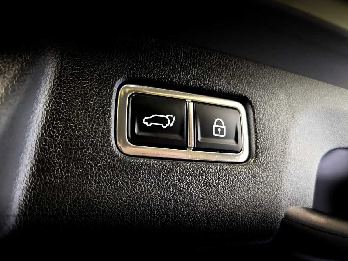 Купить Kia Sorento с пробегом. Фото: #21