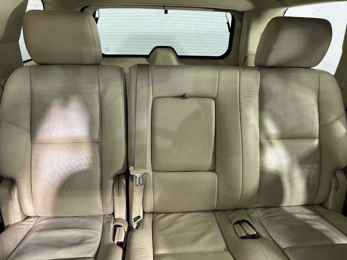 Купить Cadillac Escalade с пробегом. Фото: #15