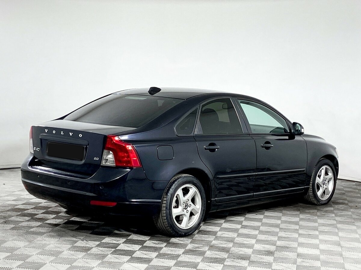 Купить Volvo S40 с пробегом. Фото: #3