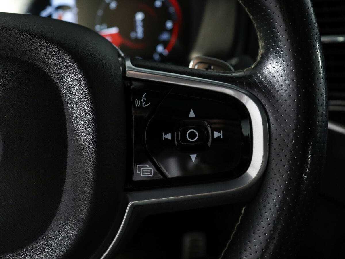 Купить Volvo XC90 с пробегом. Фото: #20