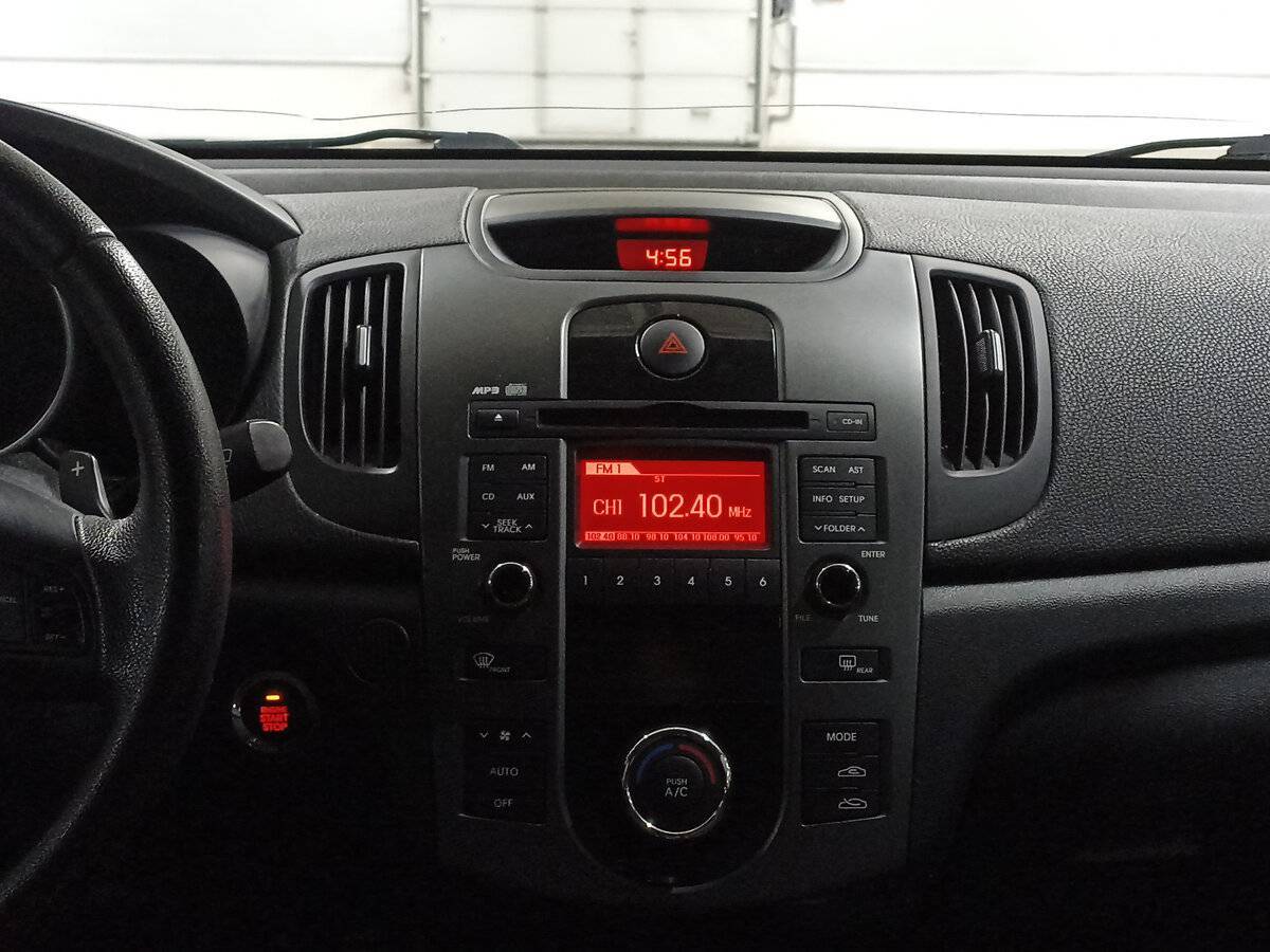 Купить Kia Cerato с пробегом. Фото: #14