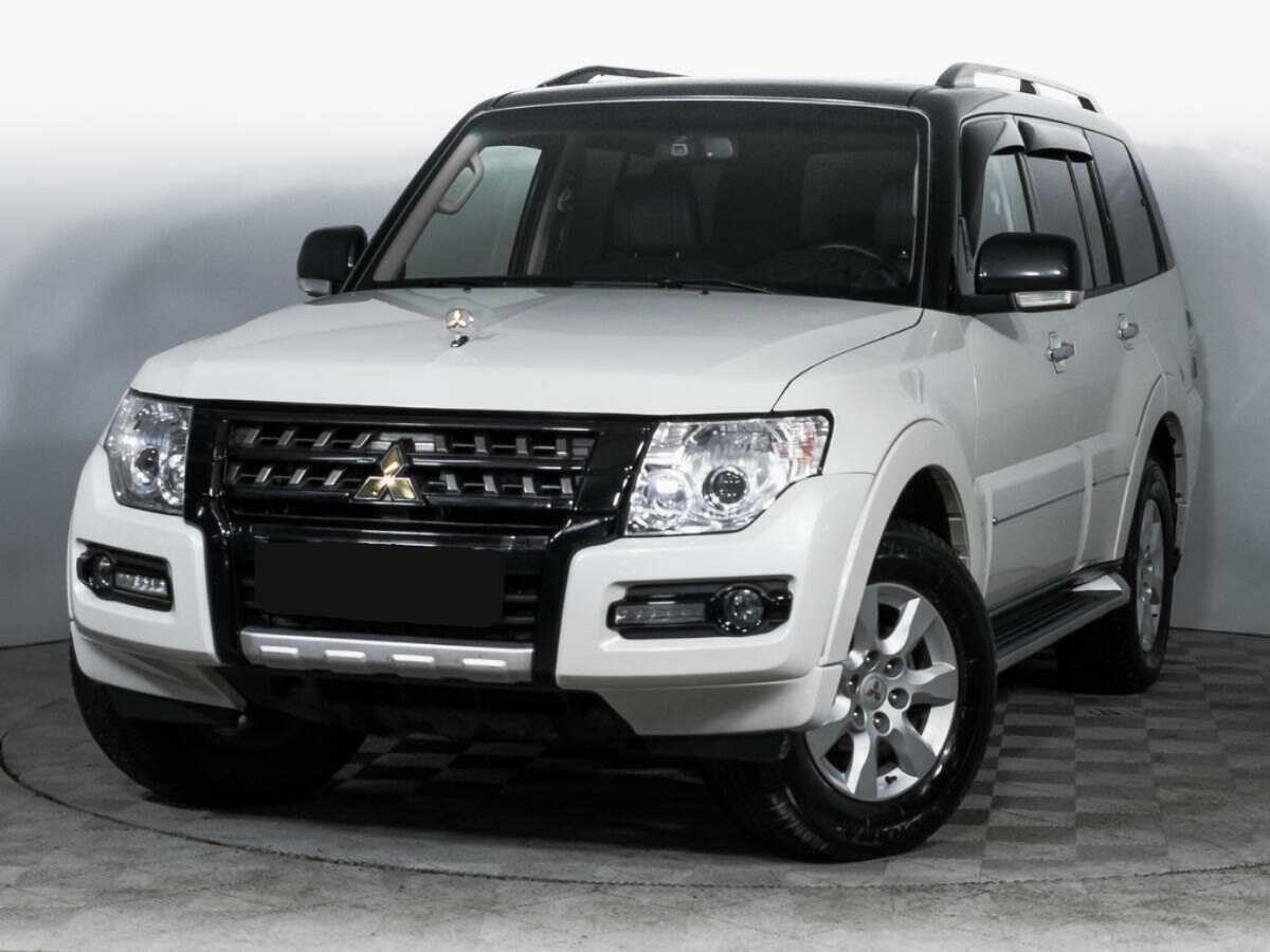 Купить Mitsubishi Pajero с пробегом. Фото: #0
