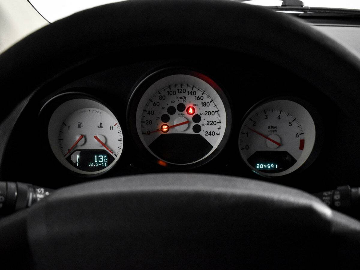 Купить Dodge Caliber с пробегом. Фото: #16
