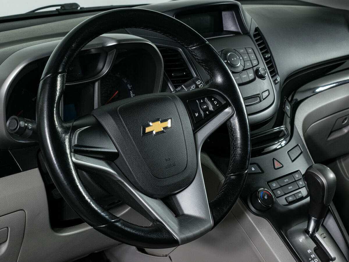 Купить Chevrolet Orlando с пробегом. Фото: #13