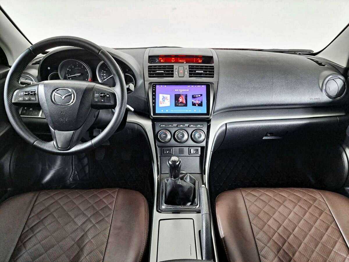 Купить Mazda 6 с пробегом. Фото: #11