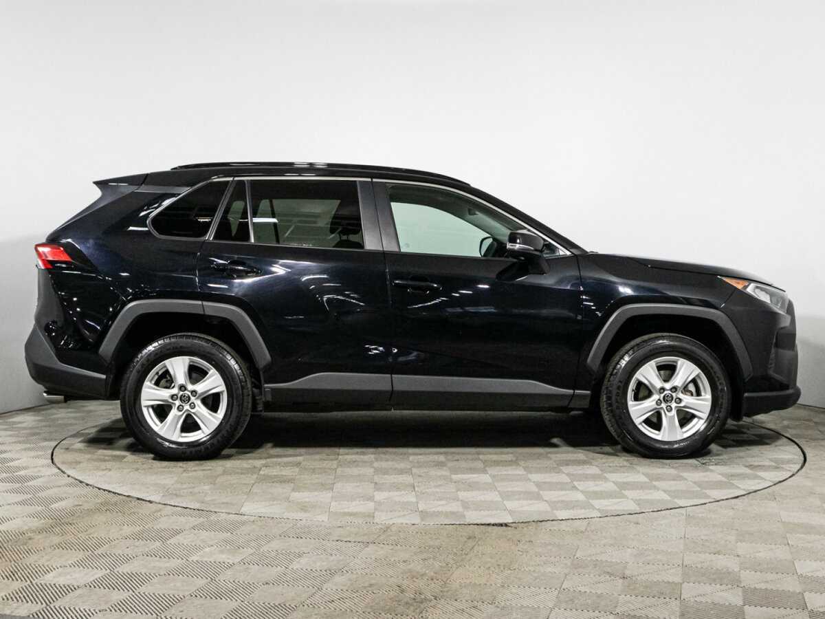 Купить Toyota RAV4 с пробегом. Фото: #3