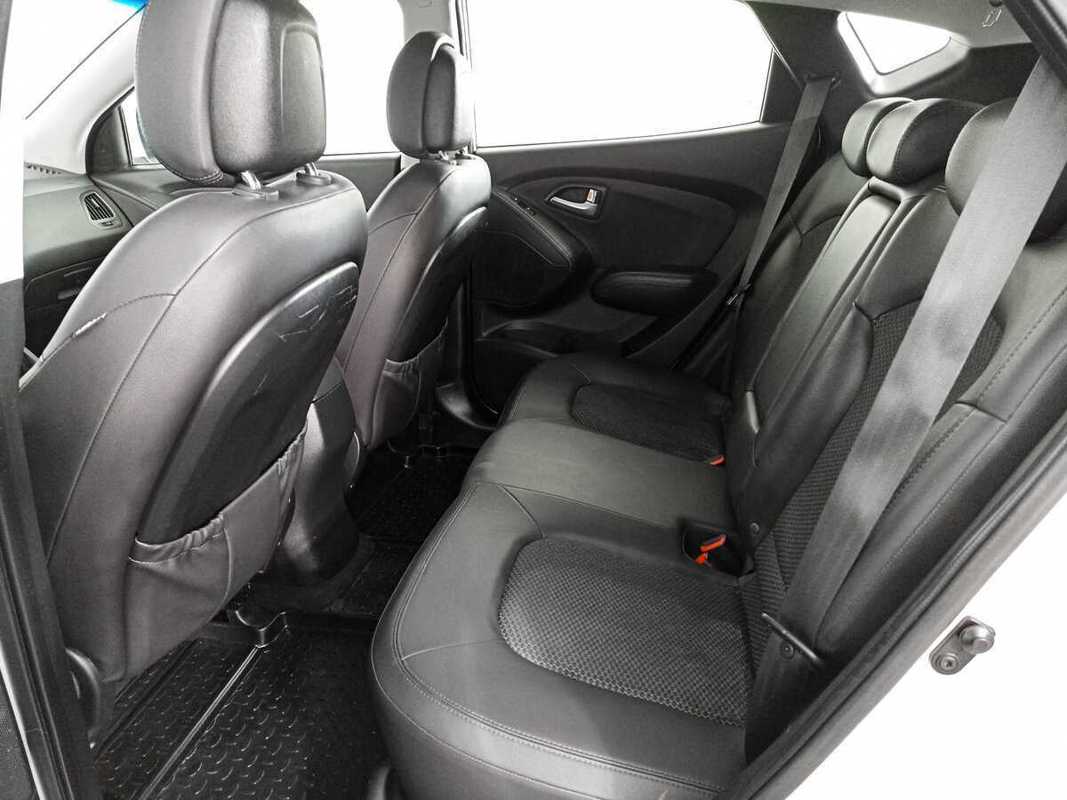 Купить Hyundai ix35 с пробегом. Фото: #10