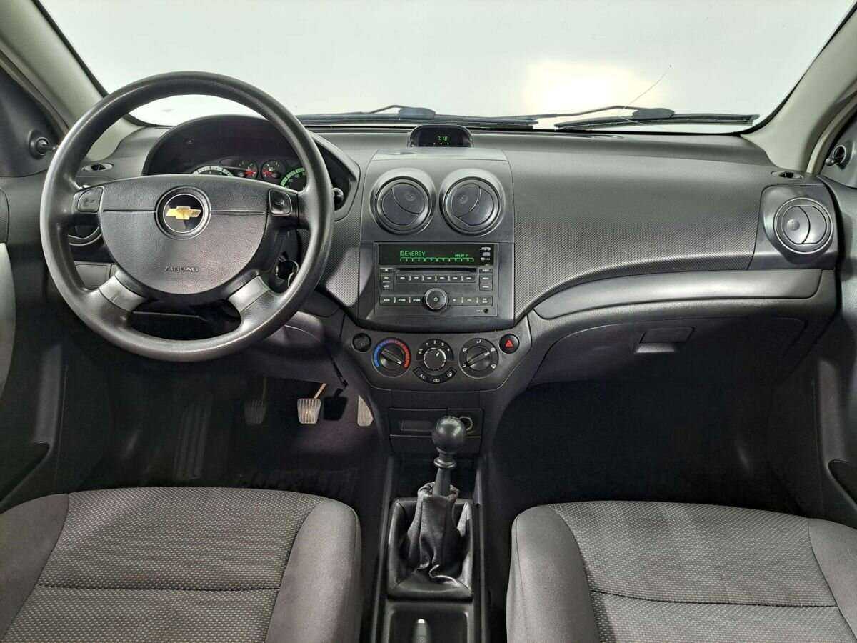 Купить Chevrolet Aveo с пробегом. Фото: #11