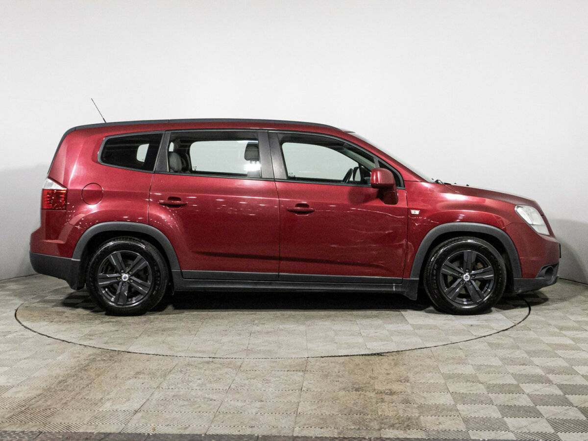 Купить Chevrolet Orlando с пробегом. Фото: #3
