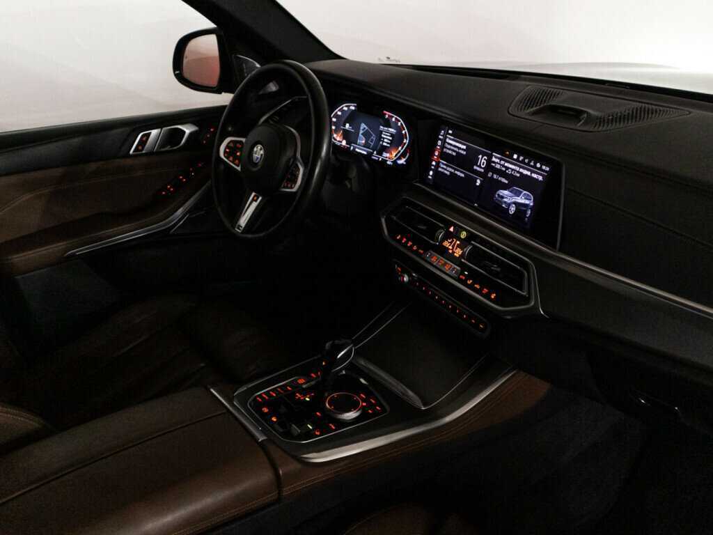 Купить BMW X5 с пробегом. Фото: #31