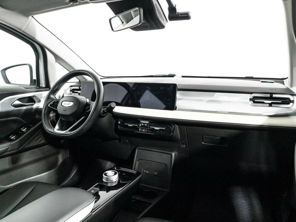 Купить Geely Geometry E с пробегом. Фото: #8