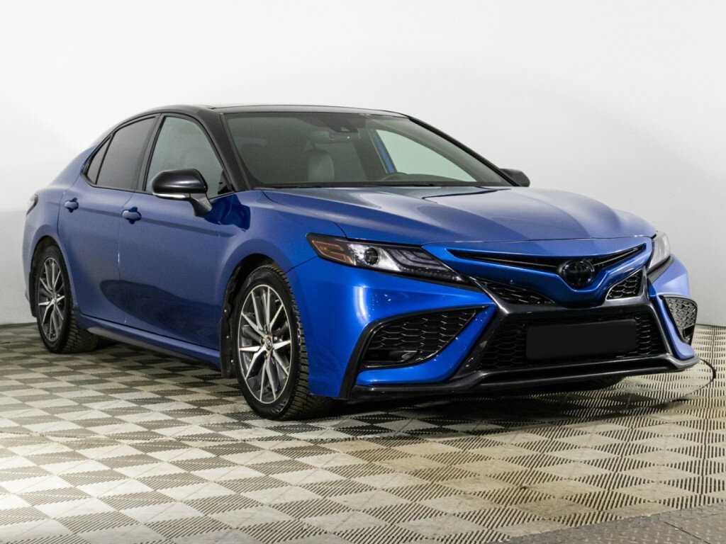Купить Toyota Camry с пробегом. Фото: #2