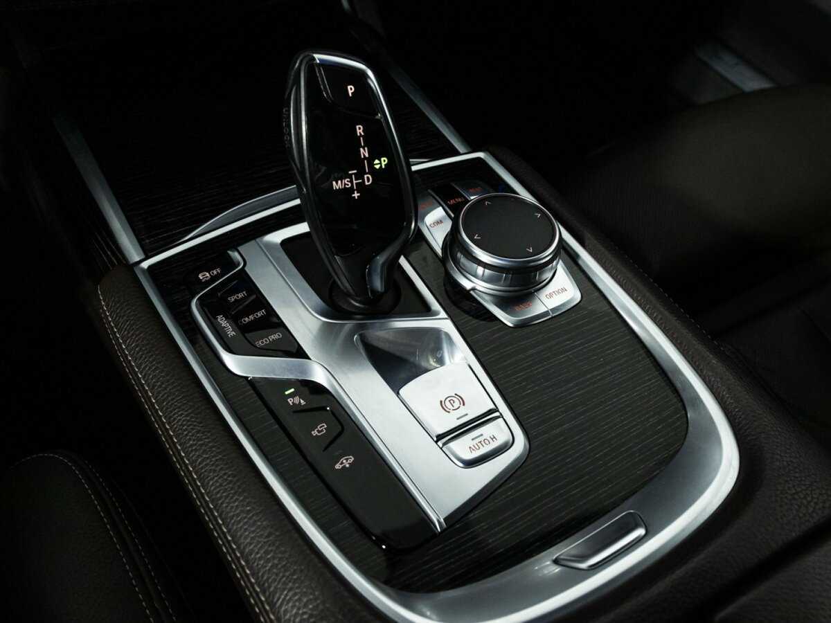 Купить BMW 7 серии с пробегом. Фото: #22