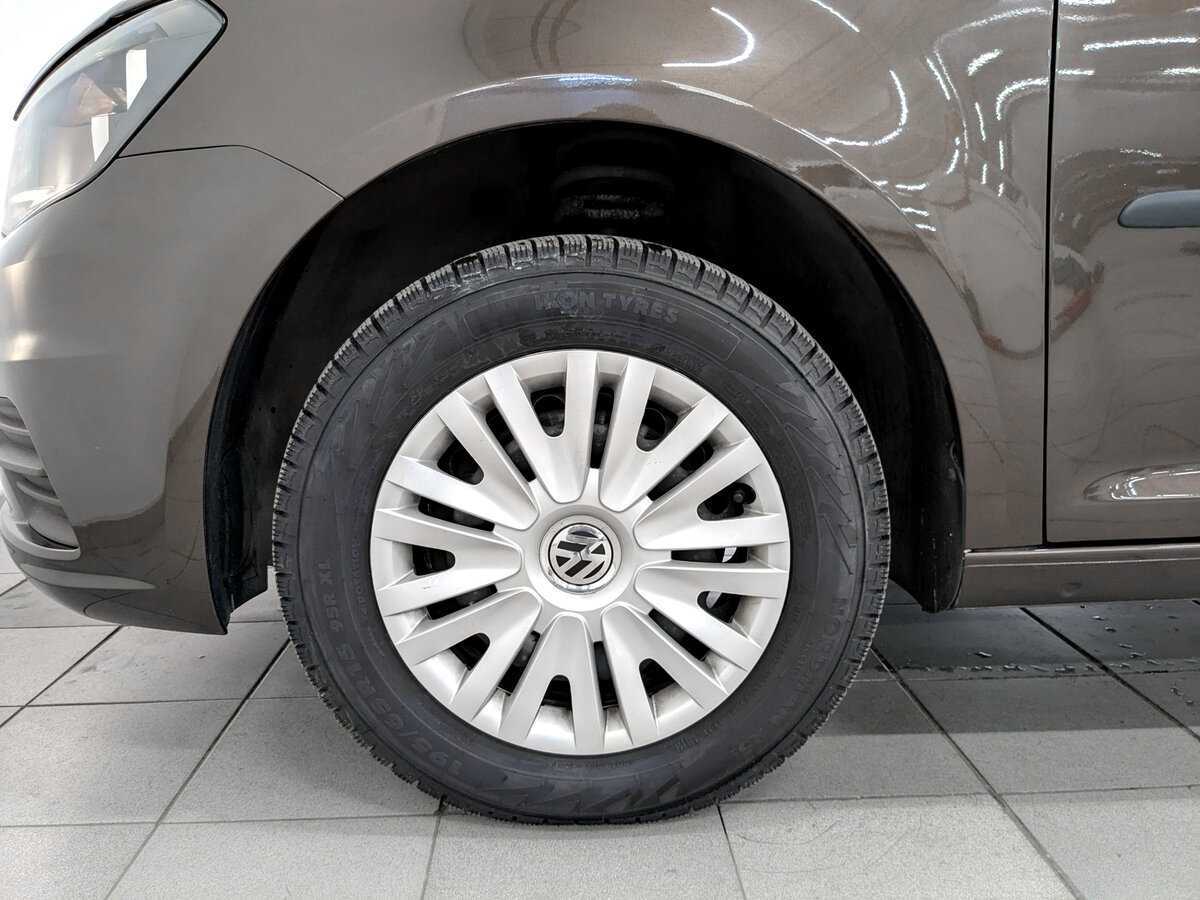 Купить Volkswagen Caddy с пробегом. Фото: #17