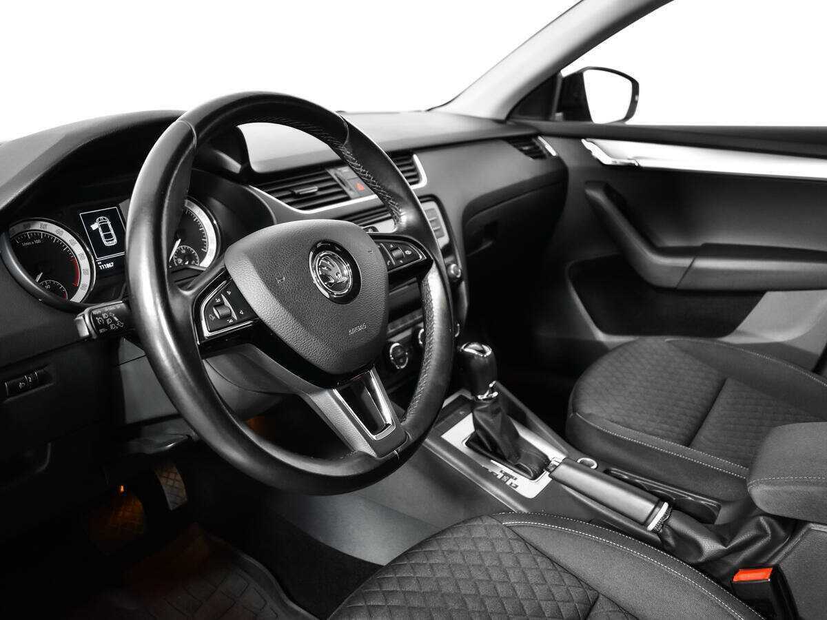 Купить Skoda Octavia с пробегом. Фото: #12